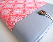 15" MacBook Pro Sleeve MBP with Retina Display Case Padded with Pocket - Coral Damask