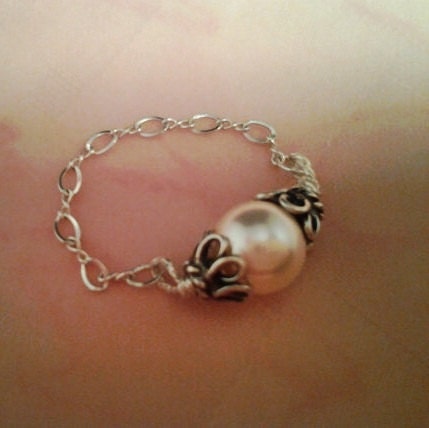 Sterling Silver Ring Swarovski Pearl cream color crystal Pearl Silver chain special Gift for her stackable