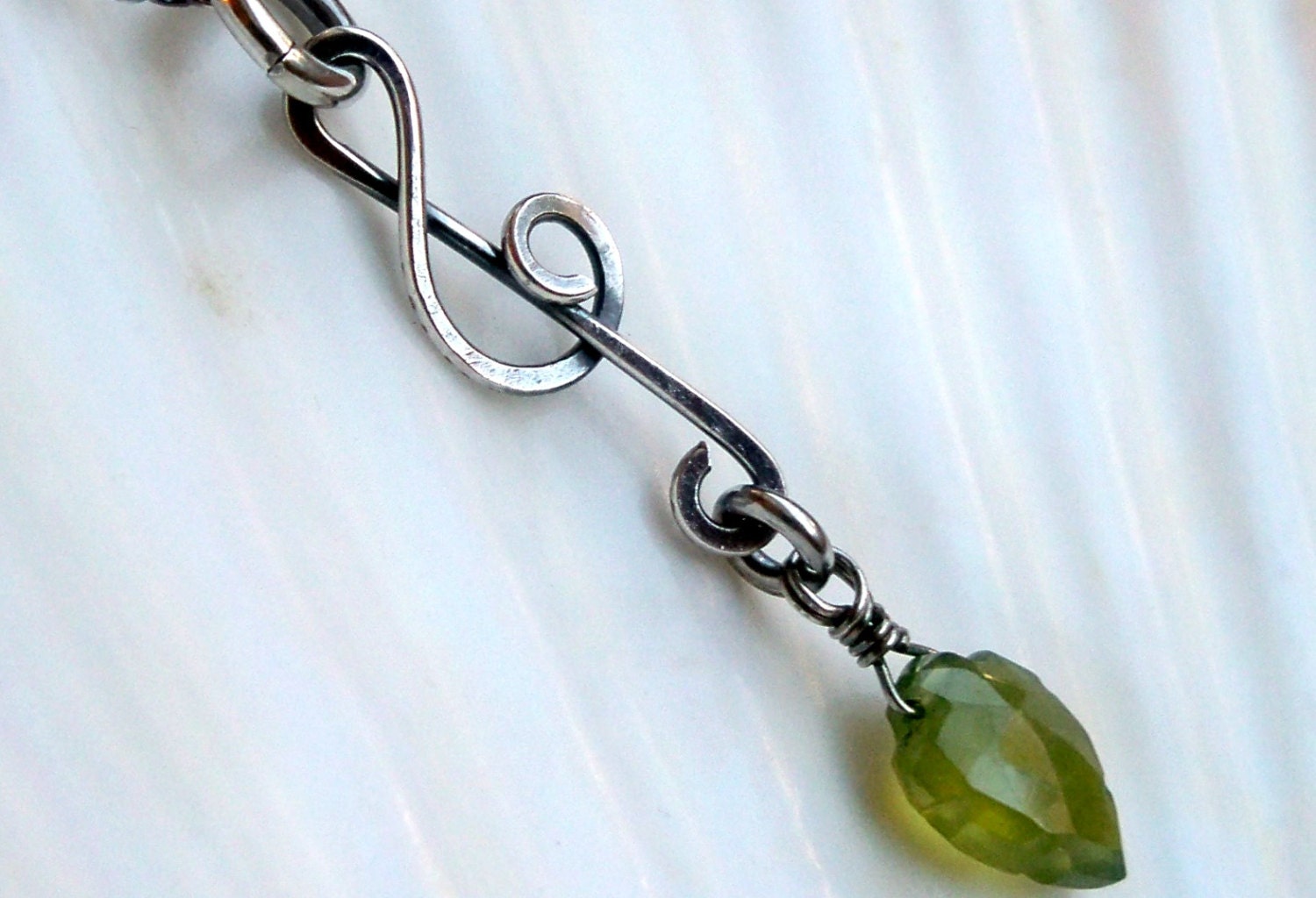 Forged treble clef music note olive green vesuvianite leaf necklace - Handmade sterling silver gemstone jewelry - Spring fashion