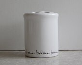 Brusha toothbrush holder