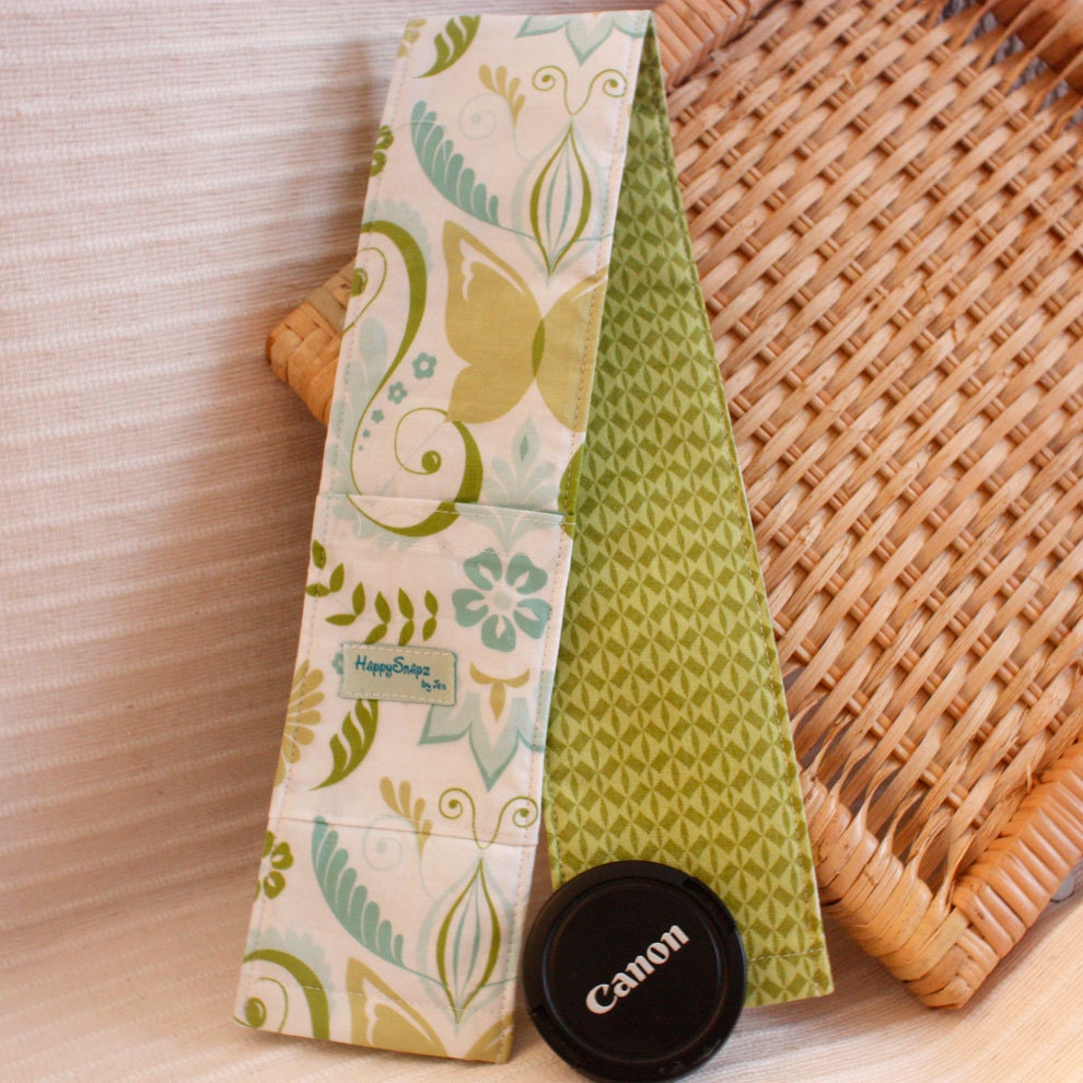 Camera Neck Strap Cover with Padding and Lens Cap Pocket - Butterfly Damask
