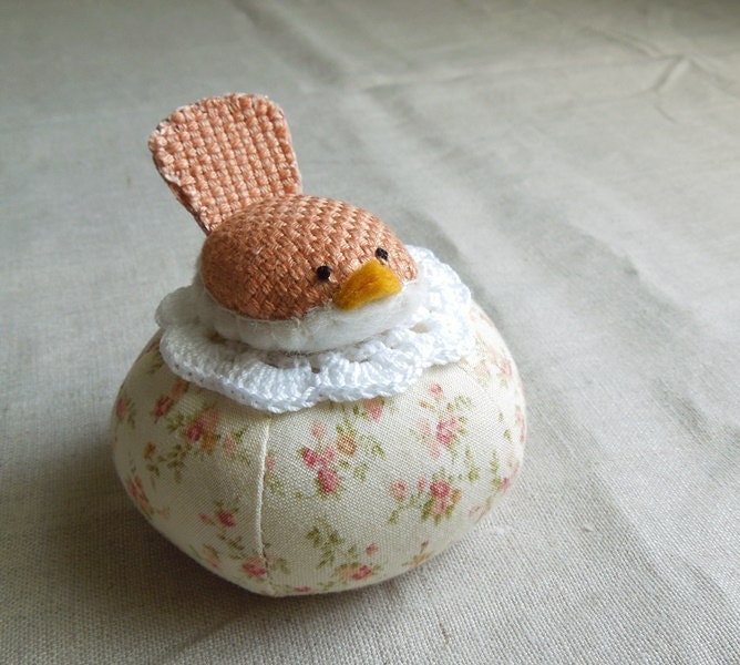 Small Peach Bird on Pink Floral Pincushion Tuffet