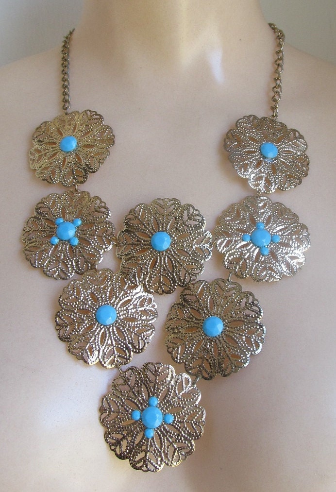 Vintage 1960s 1970s Gold n Turquoise Bib Collar Necklace
