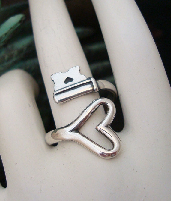 Love Heart Key Ring, Gothic Skeleton Key, Friendship Jewelry Ring, Quality Sterling Silver Finish Not Nickle Silver, Mothers Day Gift