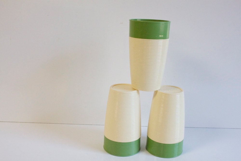 Vintage 1960s Raffiaware tumbler trio - green and tan