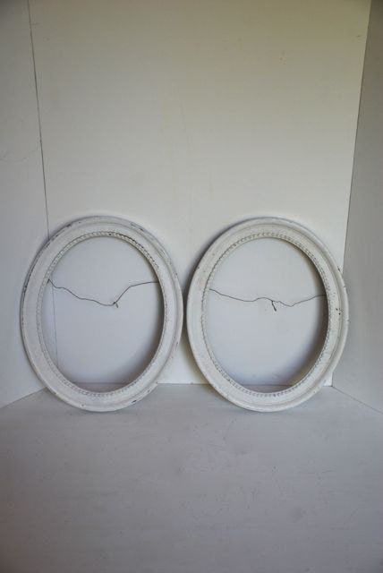 PAIR of Vintage Oval Wooden Picture Frames