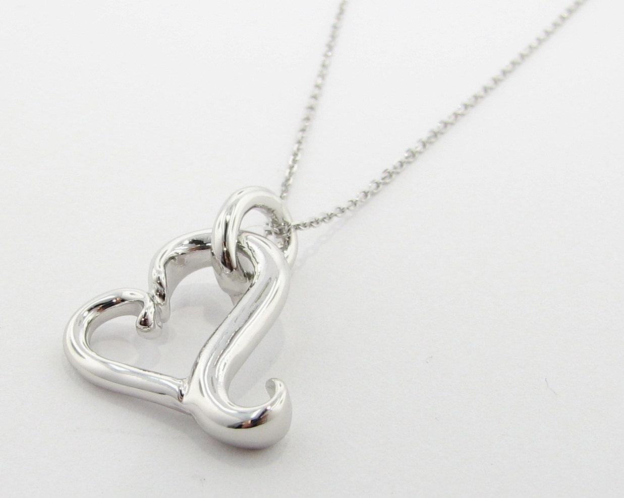Flutter Heart Pendant, Silver