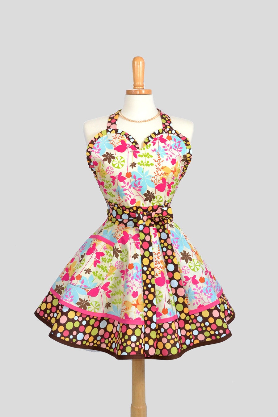 Sexy Retro Pinup Apron . Flirty and Cute Retro Womans Apron in Scattered Butterfly Leaves Sweetheart Apron and Vintage Style Full Skirt