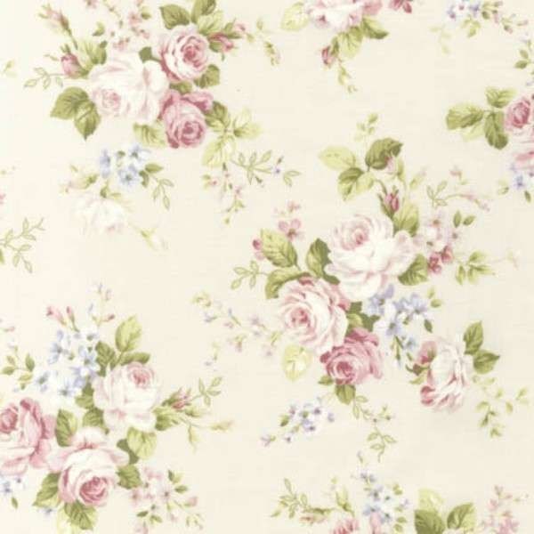 Pristine 3  by Robert Kaufman  Fabrics Antique Bouquet Floral DSK 12694-199
