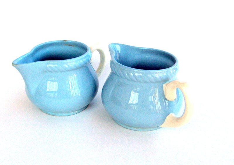 Vintage Semi Porcelain Creamers, Two Homer Laughlin Kraft Blue, white handles, cr. 1940   I take CREDiT CARDS - widgetsandwhatsus