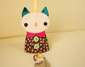 Brown kitty key cover