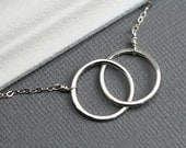 Interlocking Sterling Silver Circle Necklace - Modern Simple Everyday Wear
