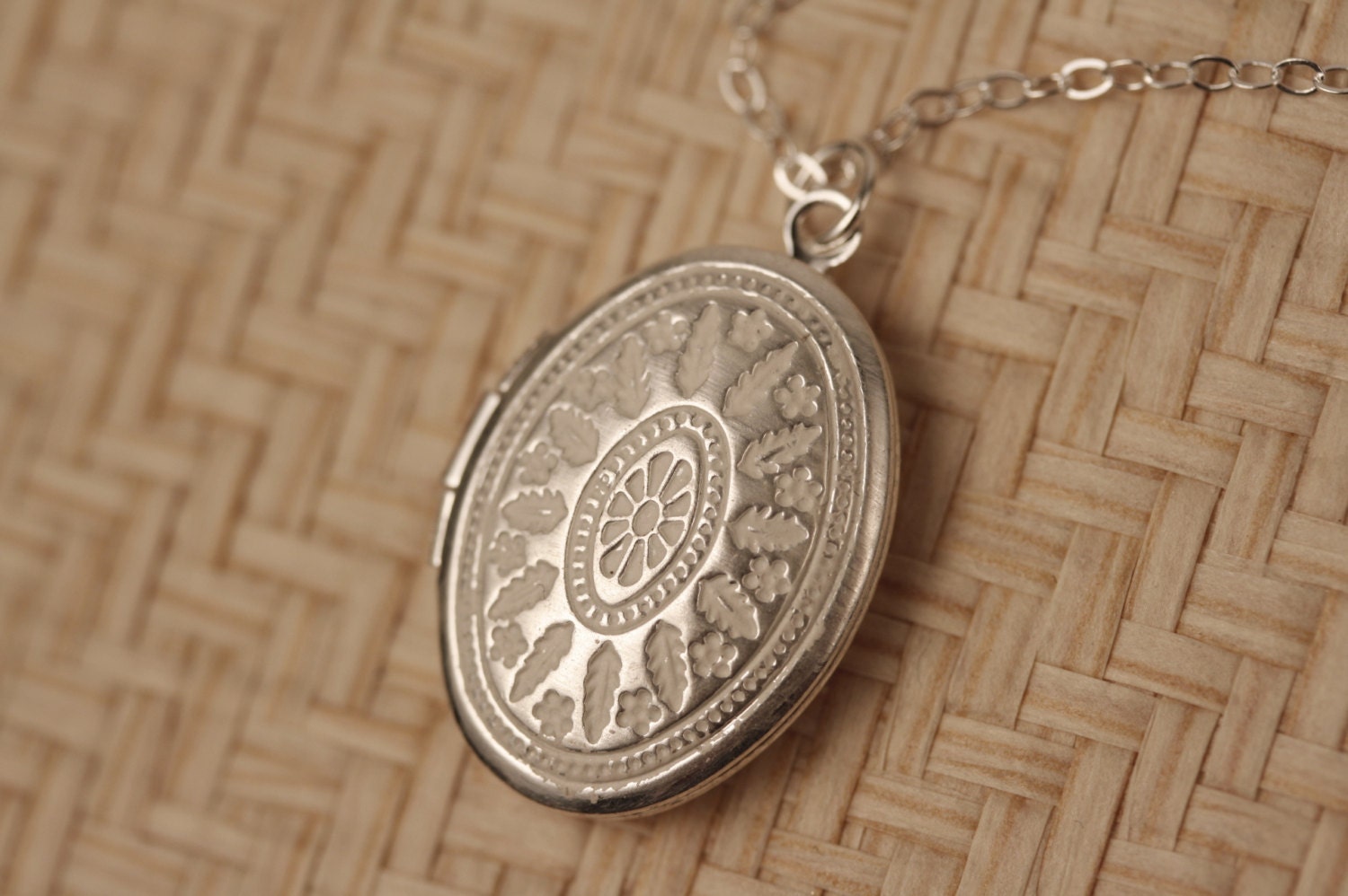 Small White Ornate Locket Necklace, Short Sterling Silver Chain, Oval Pendant, Delicate, Simple Fashion