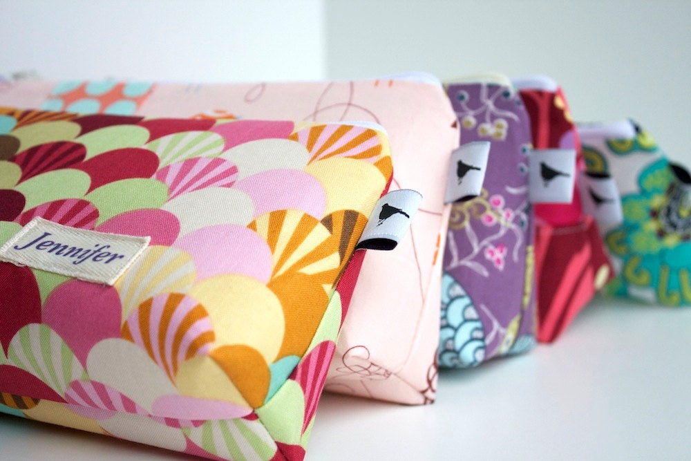 Bridal Party Set - Personalized Cosmetic Makeup Bags for your Bridesmaids - Set of 4, 5, 6, 7 or 8 - See description for pricing.