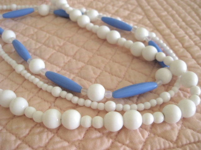 Periwinkle and White Glass Bead Necklace