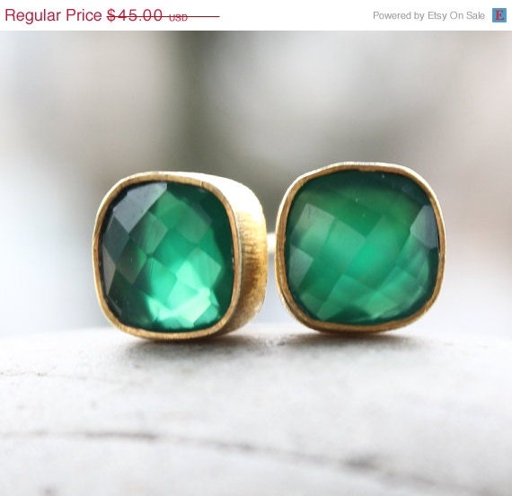 Memorial Day SALE Gold Green Onyx Stud Earrings - Post Setting - Emerald Green
