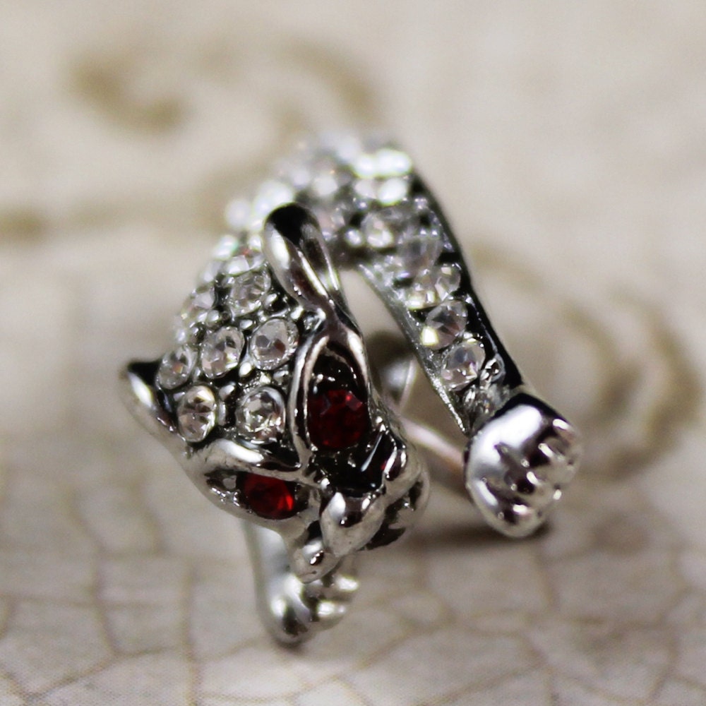 Ruby Eyed Cheetah Rhinestone Push Pin