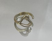 Vintage Tiffany and Co. Ring. Sterling Silver. Open Heart. Elsa Peretti.