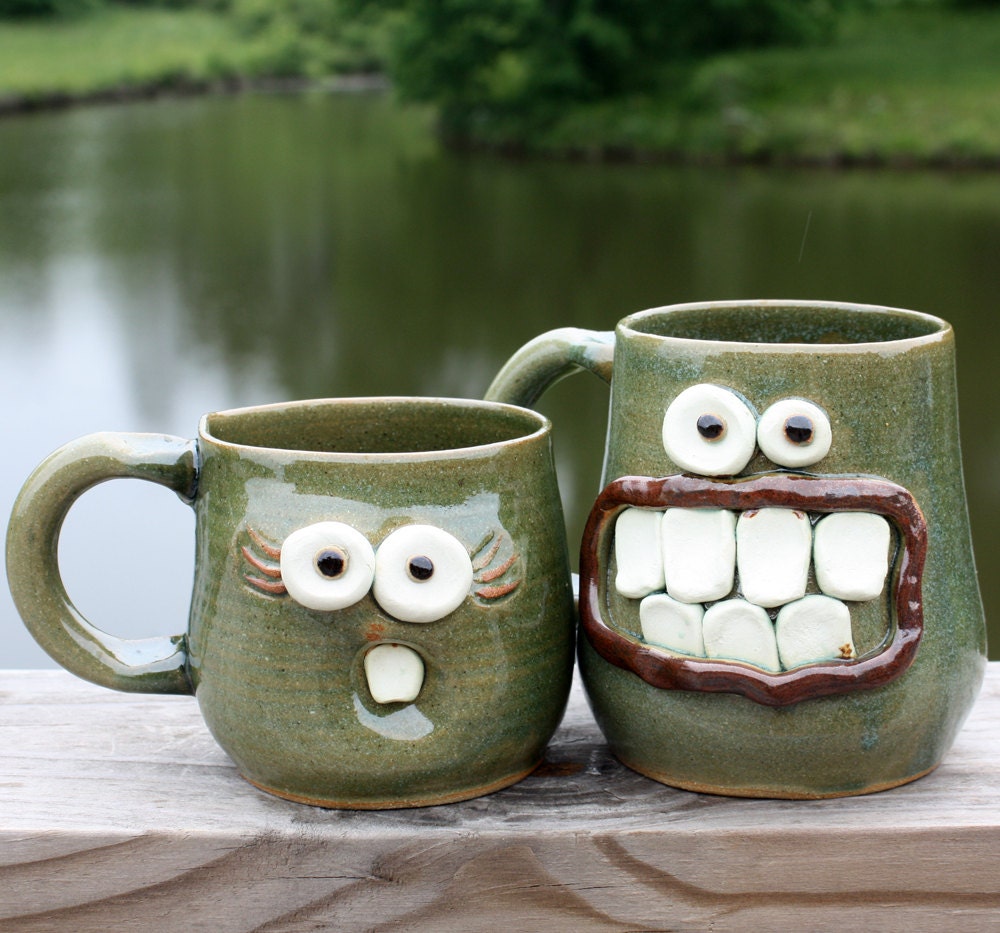 Summer Wedding Gifts. Opposites Attract His and Hers Coffee Mugs. Couples Gift Coffee Cups in Green
