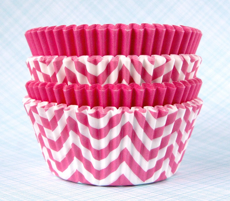 Pink Mix Cupcake Liners - Chevron and Solid Baking Cups (50)