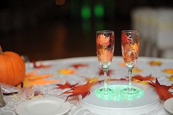 Hand painted Wedding Toasting Flutes, Personalized Champagne glasses Autumn leaves