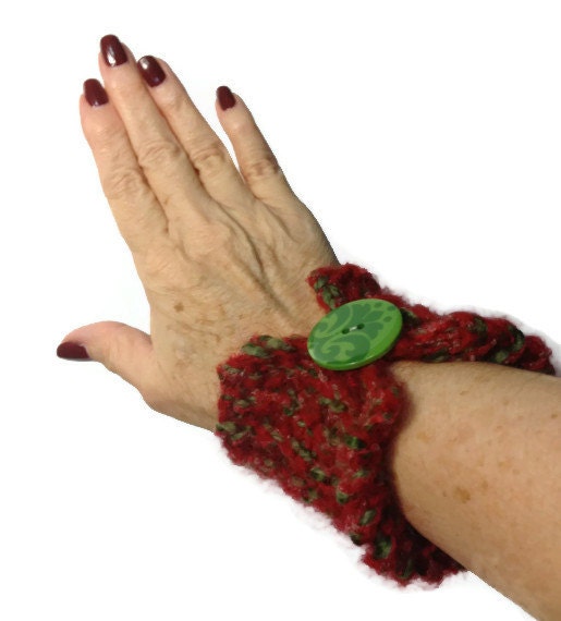 Hand Knit Cuff/Bracelet Green Red
