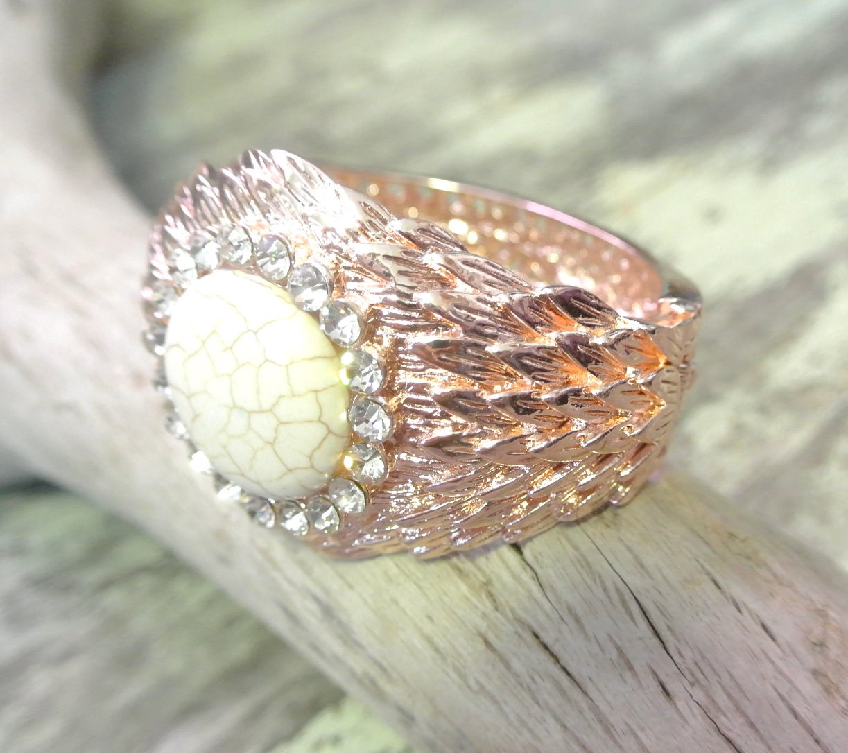 Vintage bracelet, 80's costume jewelry bangle, funky retro cuff, women's jewelry, rose gold style, feather look, true rebel clothing