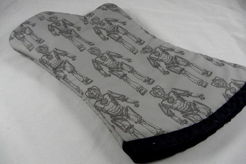 Dr Who Cyberman Oven Mitt
