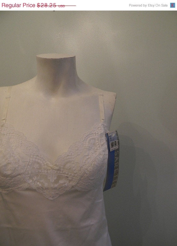 Memorial Day Weekend SALE vintage. 70s DEADSTOCK White Camisole / Size 34 Vassarette