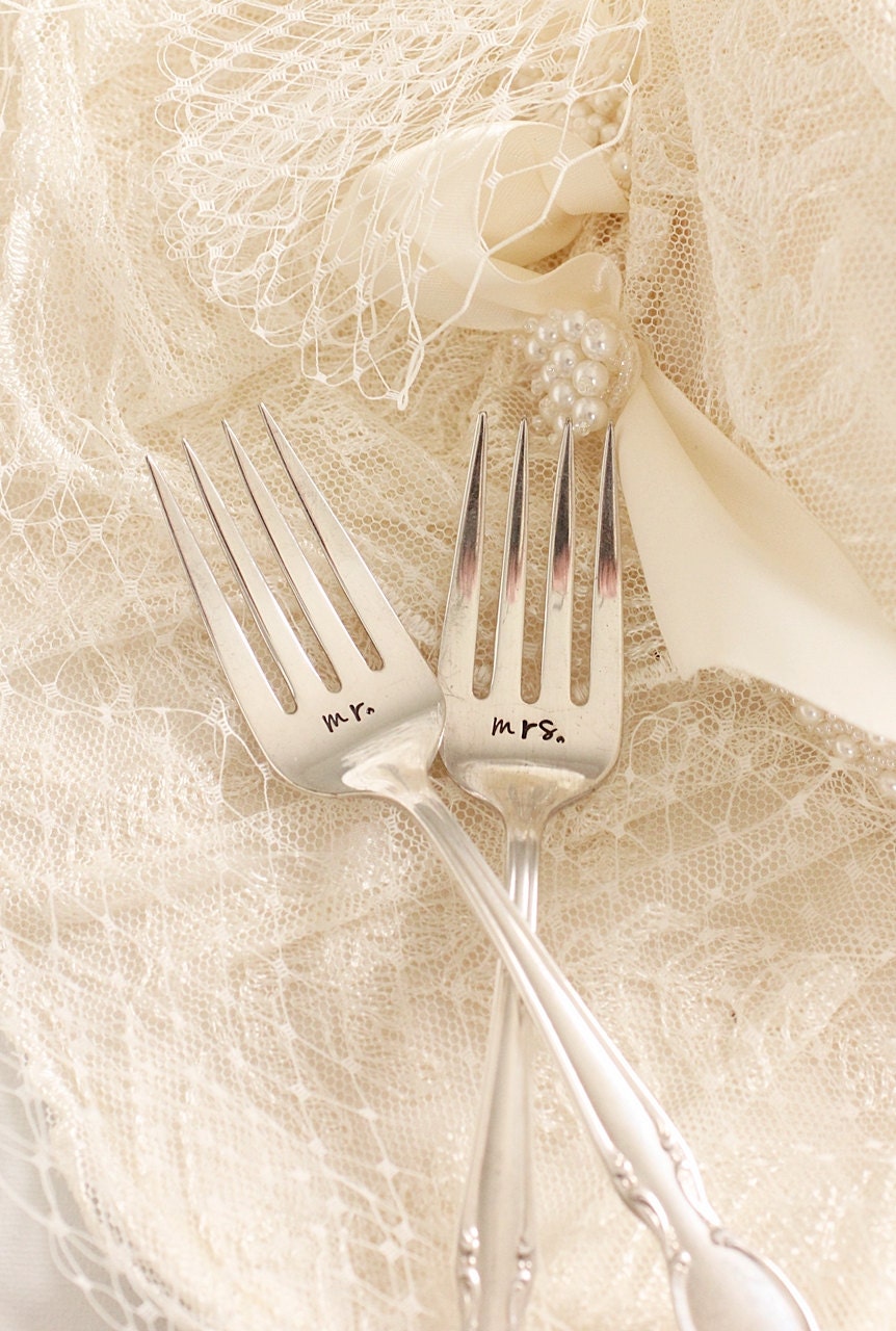 Wedding Fork Set, Mr. Mrs. Forks, Wedding Silverware, Cake Forks Precious Mirror 1954 - Hollywood