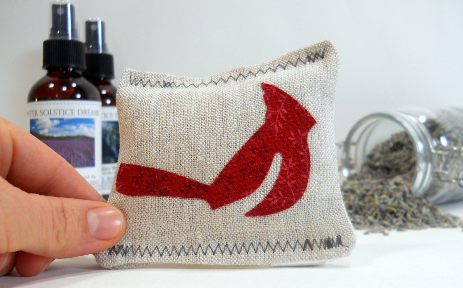 Small Linen Cardinal Sachet - Organic Lavender or Maine Balsam Fir - French Lavender Sachet