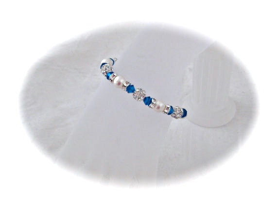 Pearl Bridesmaid Bracelet Wedding Jewelry with Swarovski Blue Crystals and Pearls Bridal Jewelry