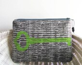 Green Key Changepurse Clutch Screenprint