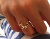 Gold Branch Ring Adjustable