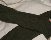 military green long arm warmer felt Fingerless Gloves for woman Fine Merino wool upcycled Fingerless Mittens Wrist Warmers quality wool