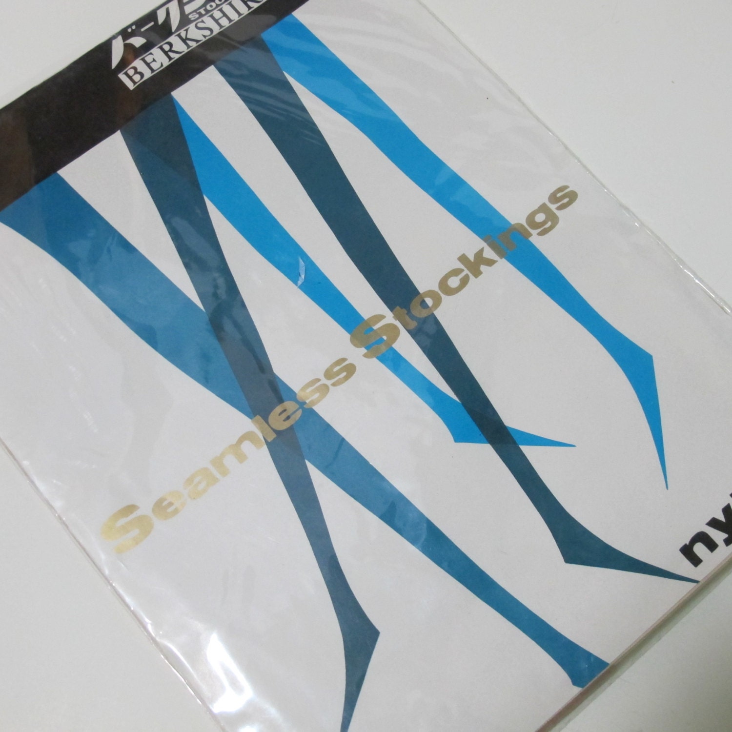 Vintage seamless Thigh high stockings by Berkshire, size 23cm