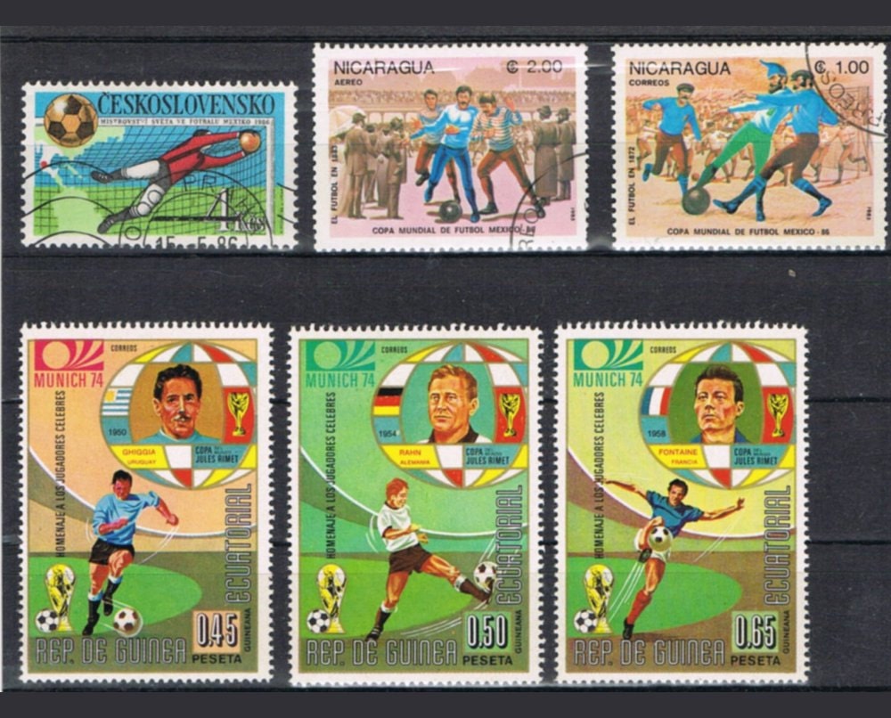 33 Vintage Postage Stamps - Football - Soccer