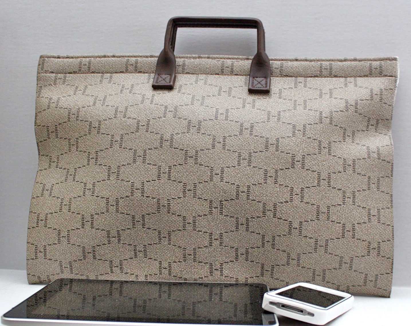vintage Hazel iPad attache' case // hinged portfolio // vegan