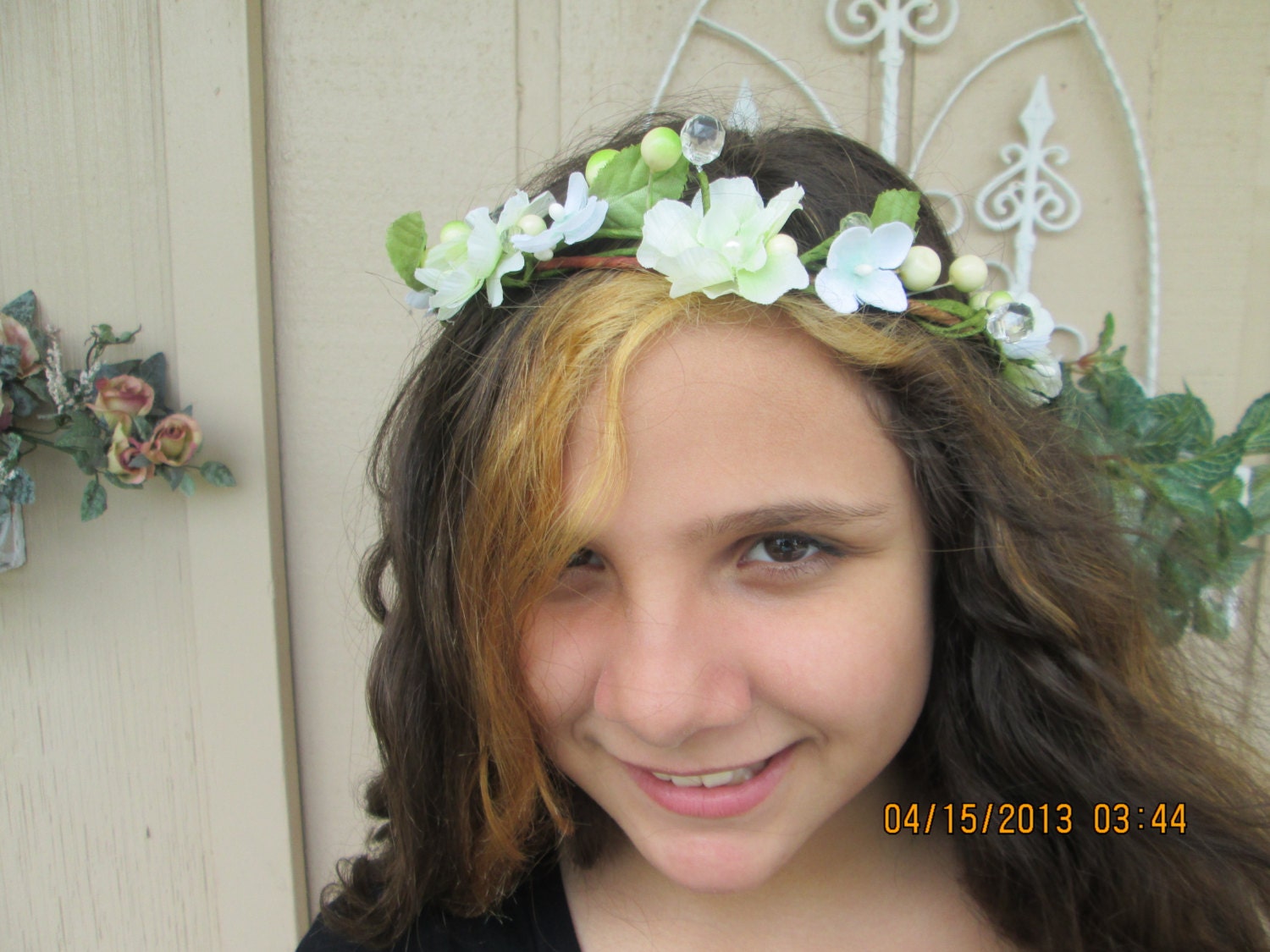 Floral hair wreath - Flower girl hair wreath - Hippe flower wreath -  Ladies hair wreath