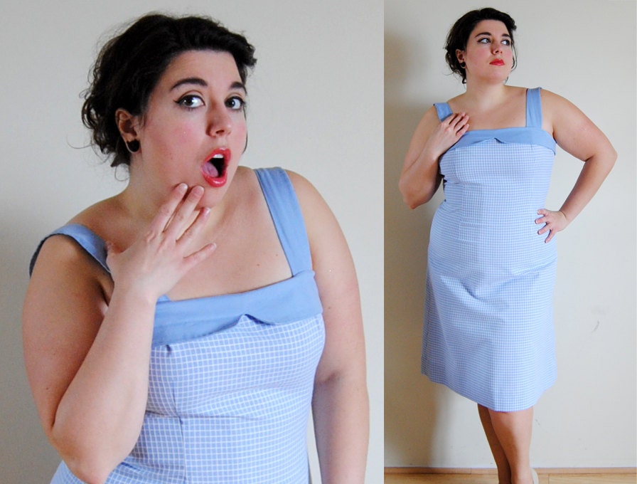 Plus Size Vintage Dress 1960s Blue Picnic Dress // Bare All Spring Fashion // Size 12/14