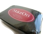 StazOn Solvent Ink Pad by Tsukineko in Blazing Red