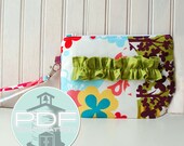 Ruffled Wristlet sewing pattern -  detachable strap - PDF INSTANT DOWNLOAD