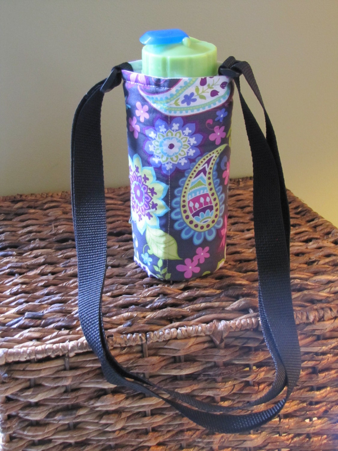 Paisley Spree  Insulated Water Bottle with Adjustable Strap