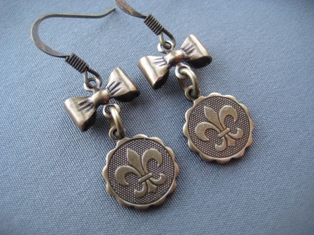 Fleur de Lis Earrings - French Earrings - French Jewelry - Fleur de Lis Jewelry - Bow Earrings