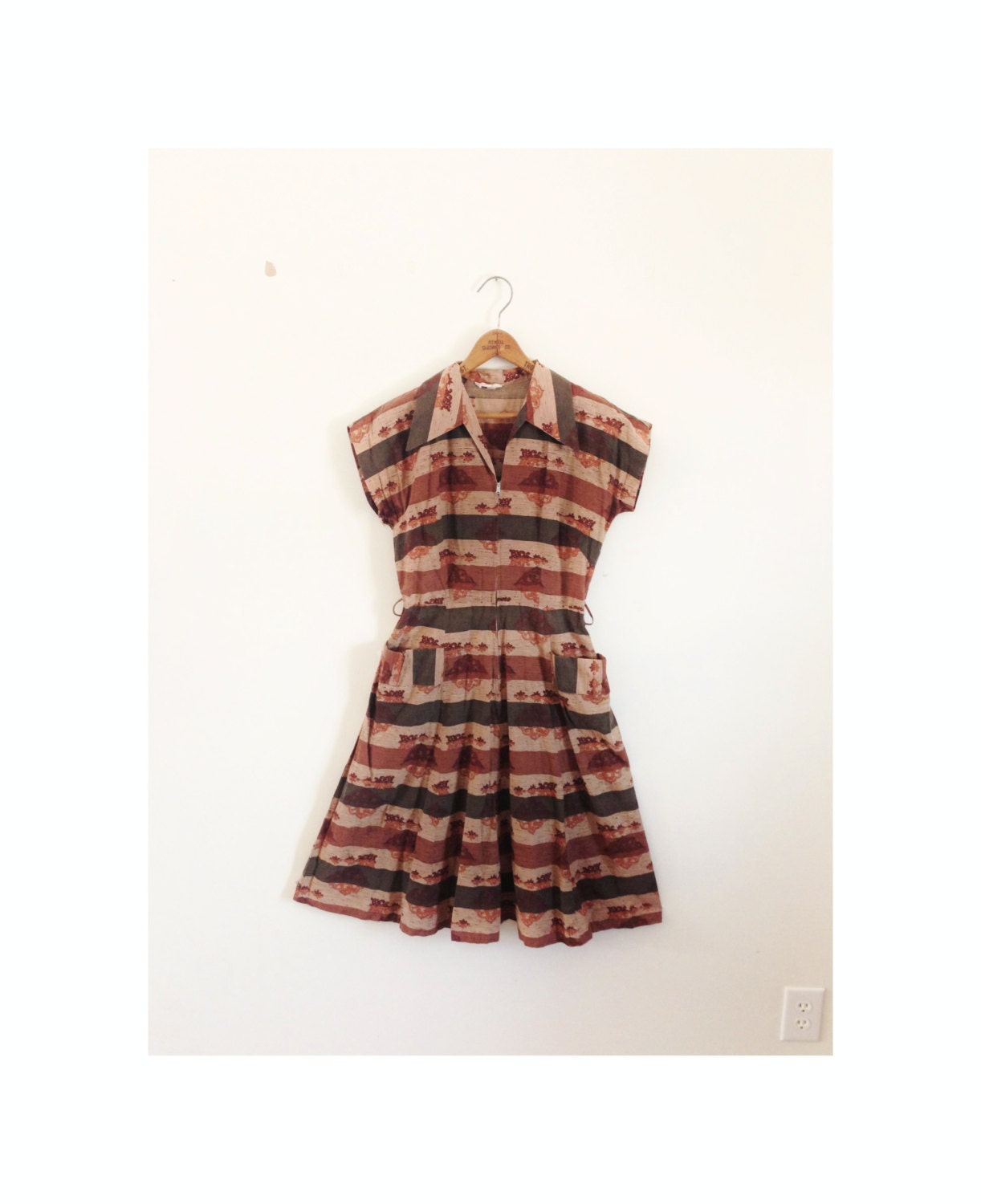 1940s-1950s WHIMSICAL nature cotton dress