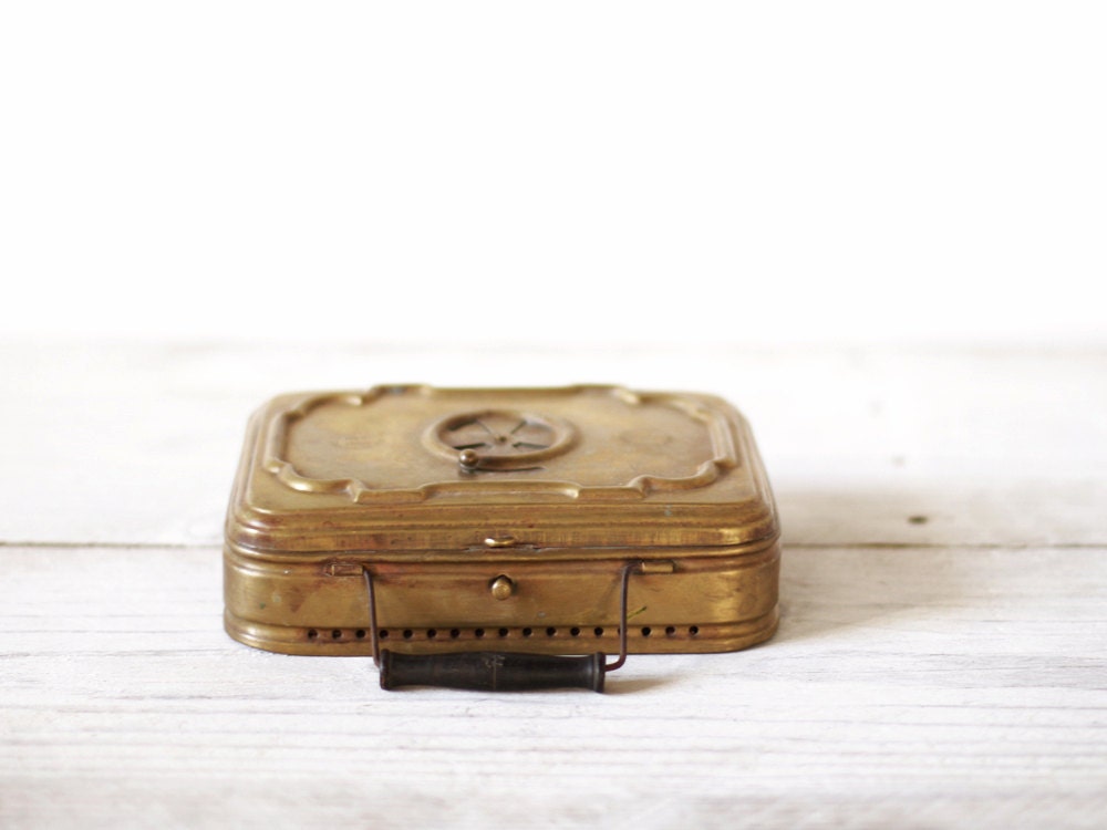 Antique portable heater, A unique French collectible