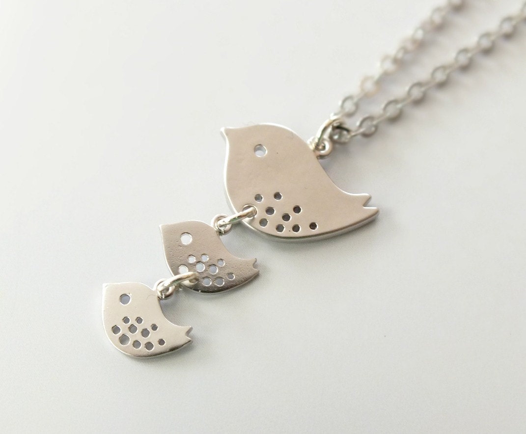 Mother and Two Daughters Necklace - Also Available in Gold, Family Bird Necklace, Baby Shower Jewelry, New Mom Necklace