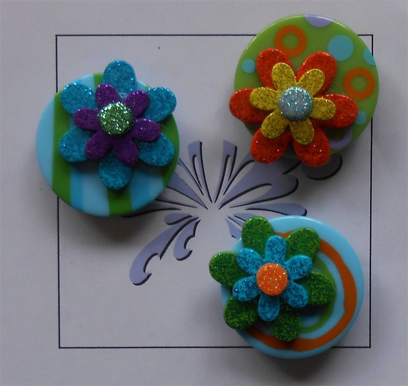 Flower Button Magnet Set, Mod Glitter Flowers - Blue, Green, Kitchen, Fridge Magnets - Home Decor, Housewarming Accessories