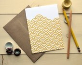 Japanese Waves in Gold