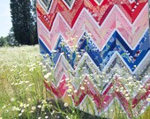 Chevron Stirpe Large Throw Quilt - Ziggy Strings Modern Quilt